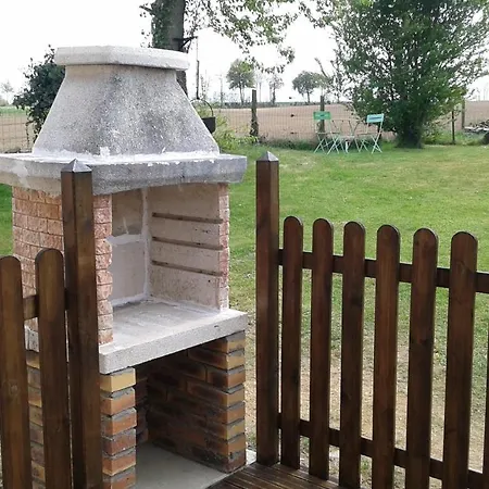 Semesterbostad La Petite Maison Dans La Prairie *