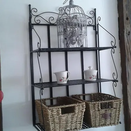 La Petite Maison Dans La Prairie