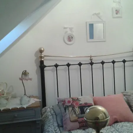Semesterbostad La Petite Maison Dans La Prairie *