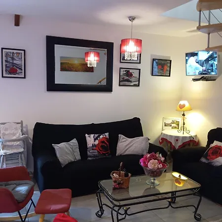 Hébergement de vacances La Petite Maison Dans La Prairie *